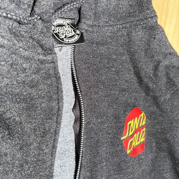 Santa Cruz Hoodie - Picture 2 of 3